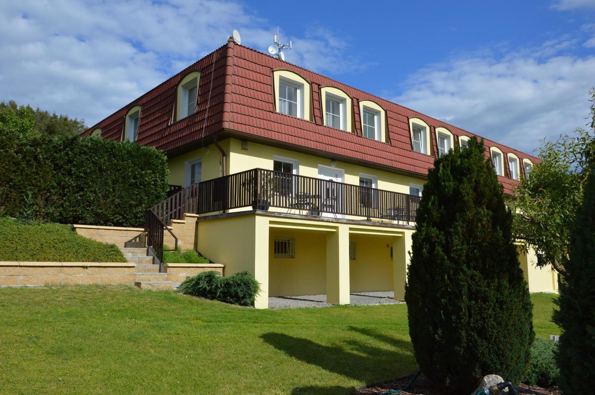 Penzion Kamejk Kamyk nad Vltavou Exterior foto